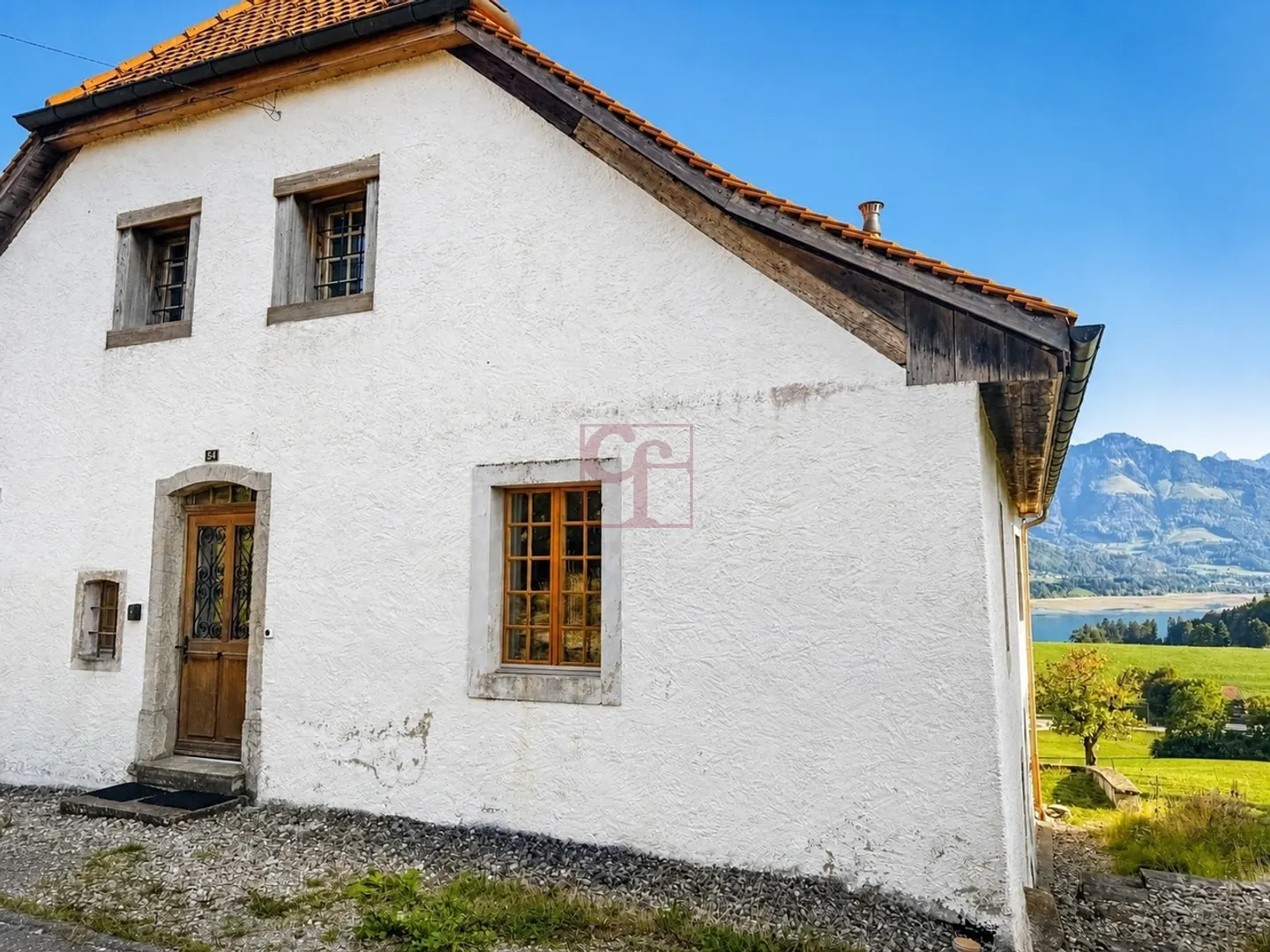 Maison Charmante avec Vue sur le Lac - Photo 14 sur 17
