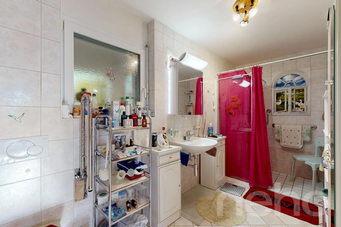 Spacious Apartment with Winter Garden - Photo 9 of 12