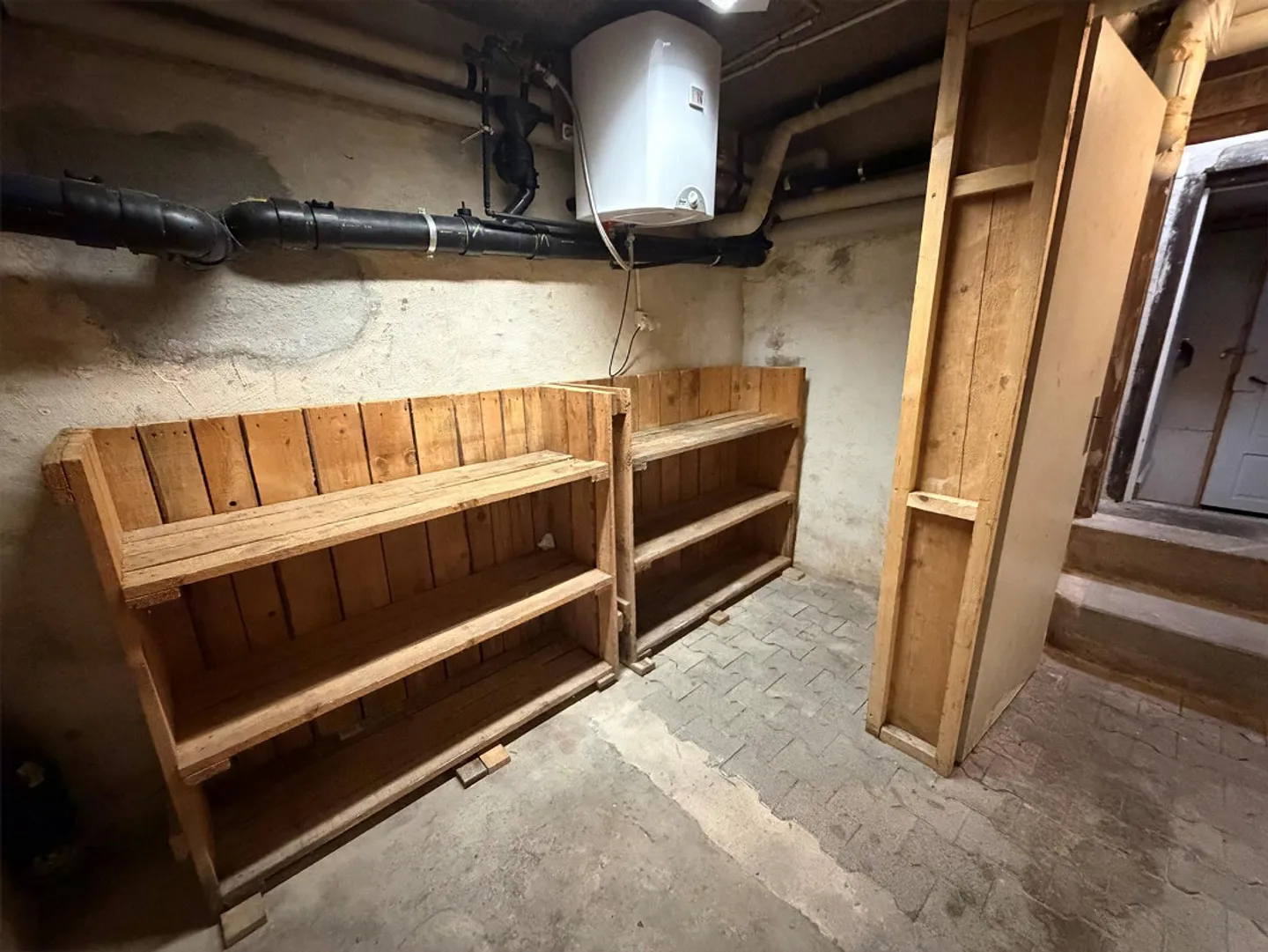 Beautiful commercial space in the center of Neuhausen - Photo 10 of 10