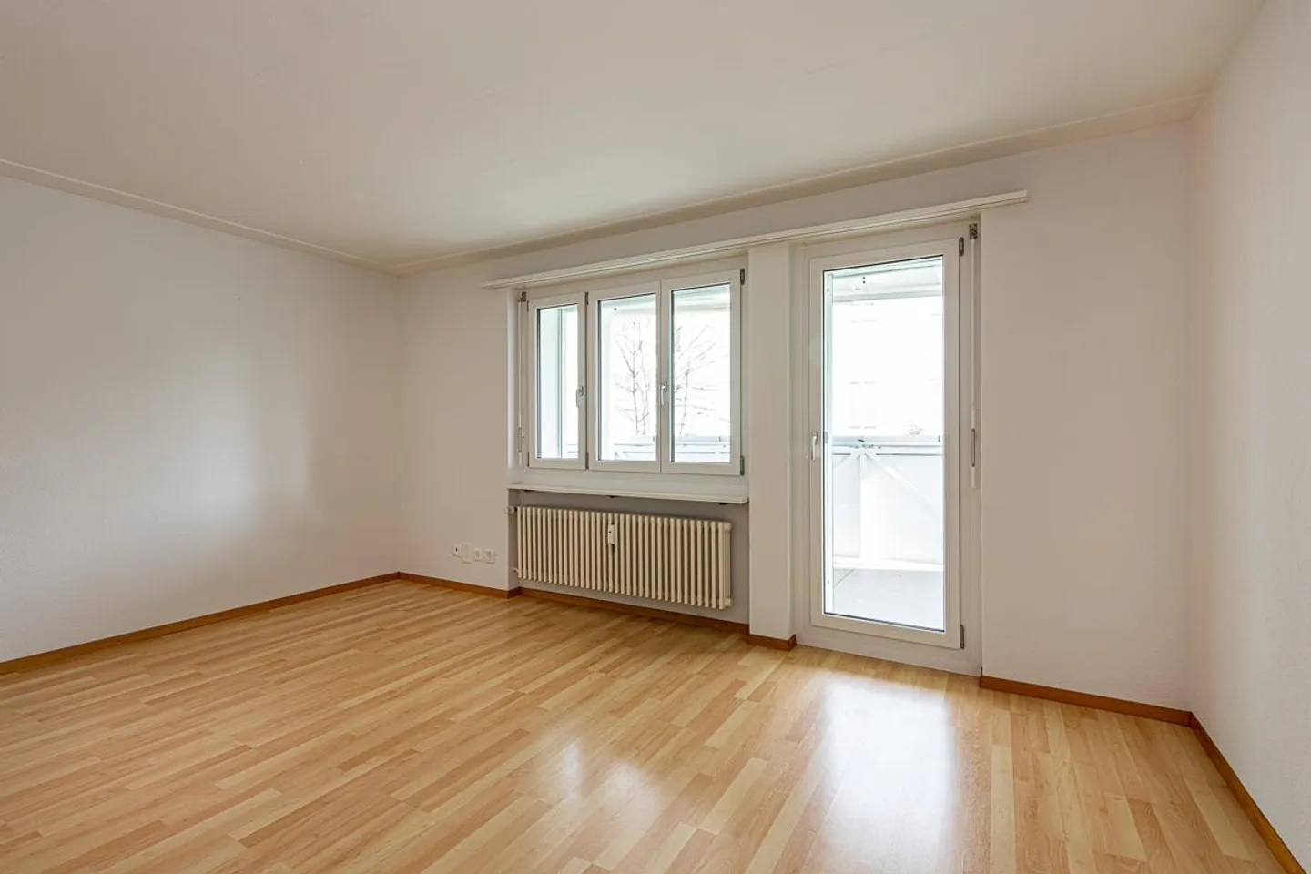 Gemütliche Wohnung mit Balkon - Foto 2 von 7