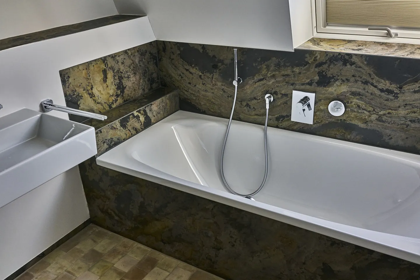 Maisonette spaziosa, luminosa, tranquilla e nel verde, 159m² - Foto 15 di 24