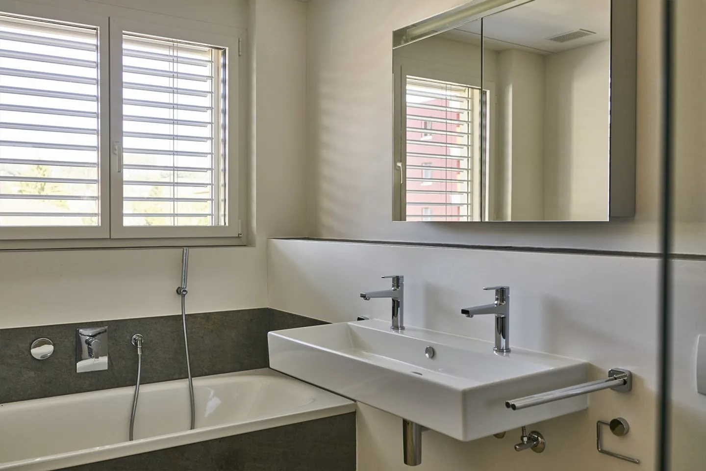 Maisonette spaziosa, luminosa, tranquilla e nel verde, 159m² - Foto 16 di 24