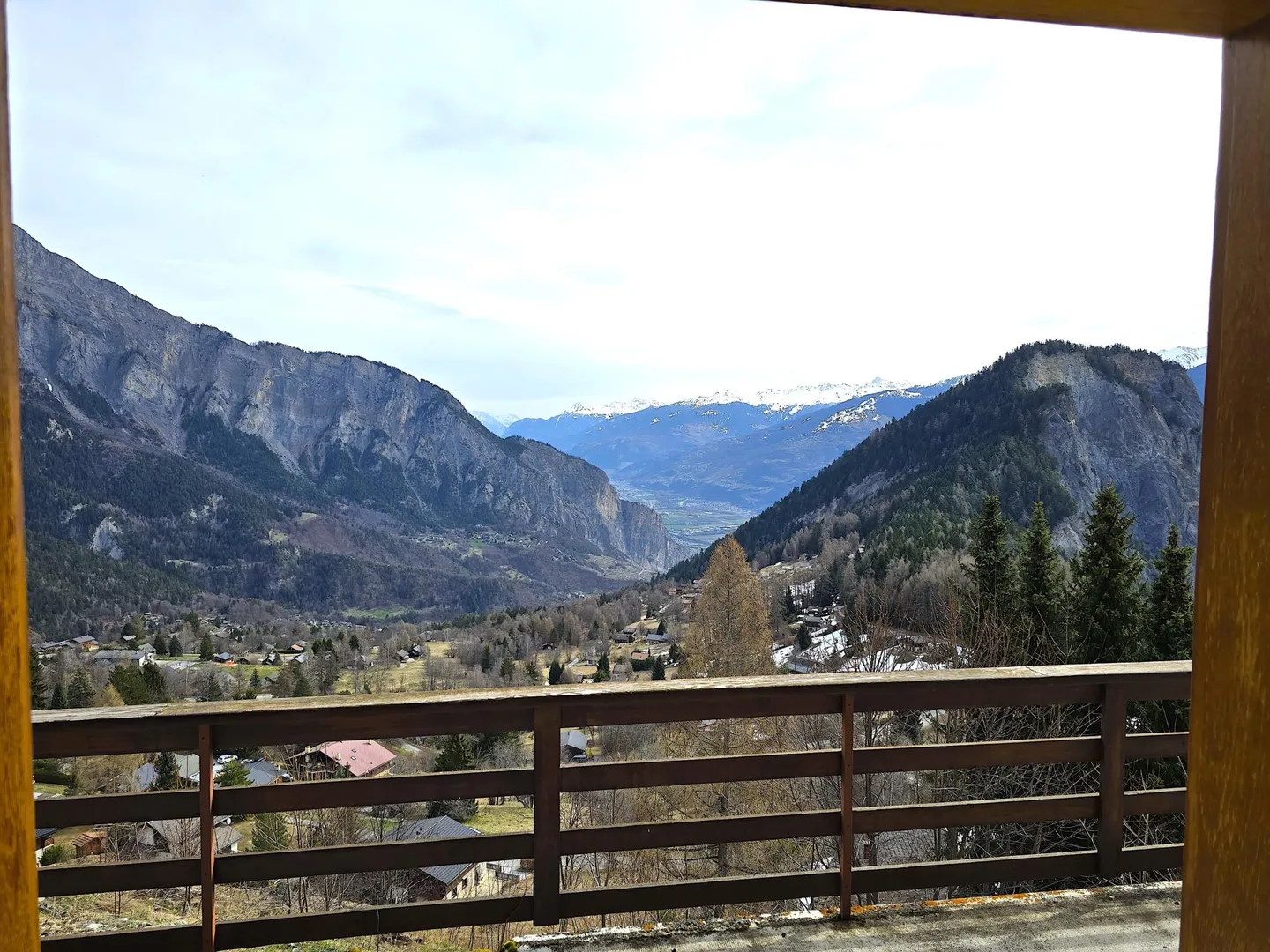 Appartamento spazioso con alto standard, chiavi in mano - vista panoramica e sole tutto l'anno - Foto 7 di 8