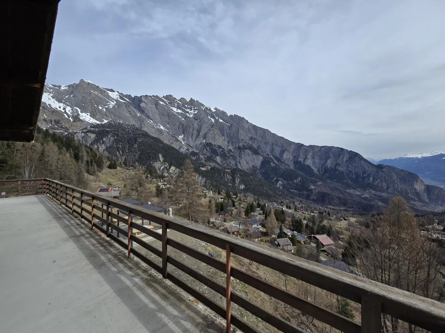 Appartamento spazioso con alto standard, chiavi in mano - vista panoramica e sole tutto l'anno - Foto 8 di 8