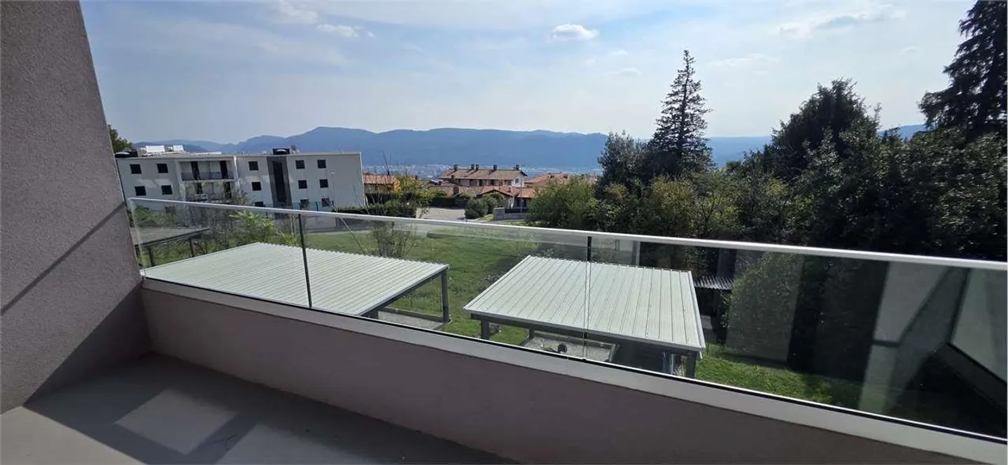 Appartamento luminoso con terrazzo - Foto 13 di 13