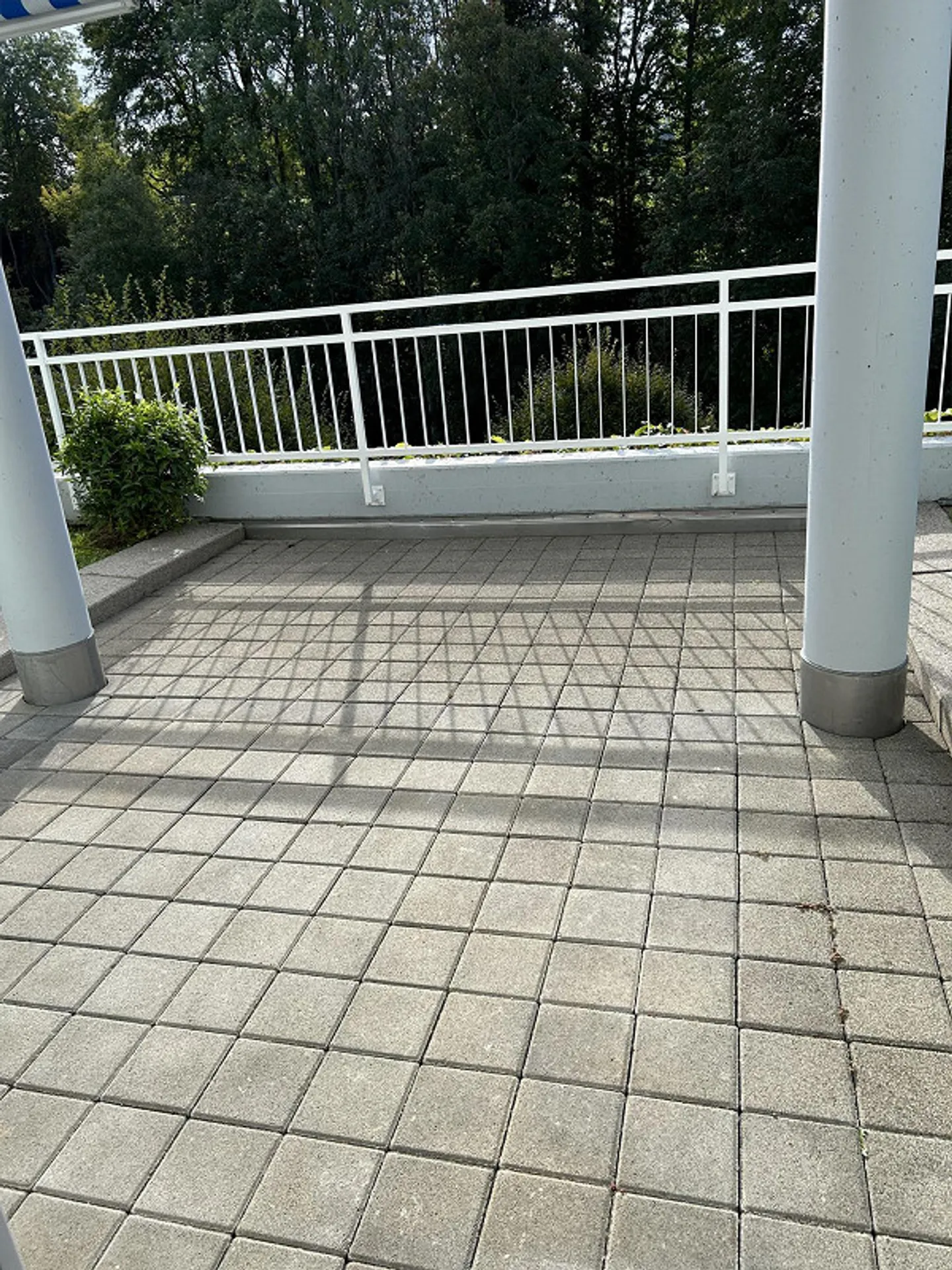 Bellissimo e luminoso appartamento di 3,5 stanze in affitto - Foto 14 di 14