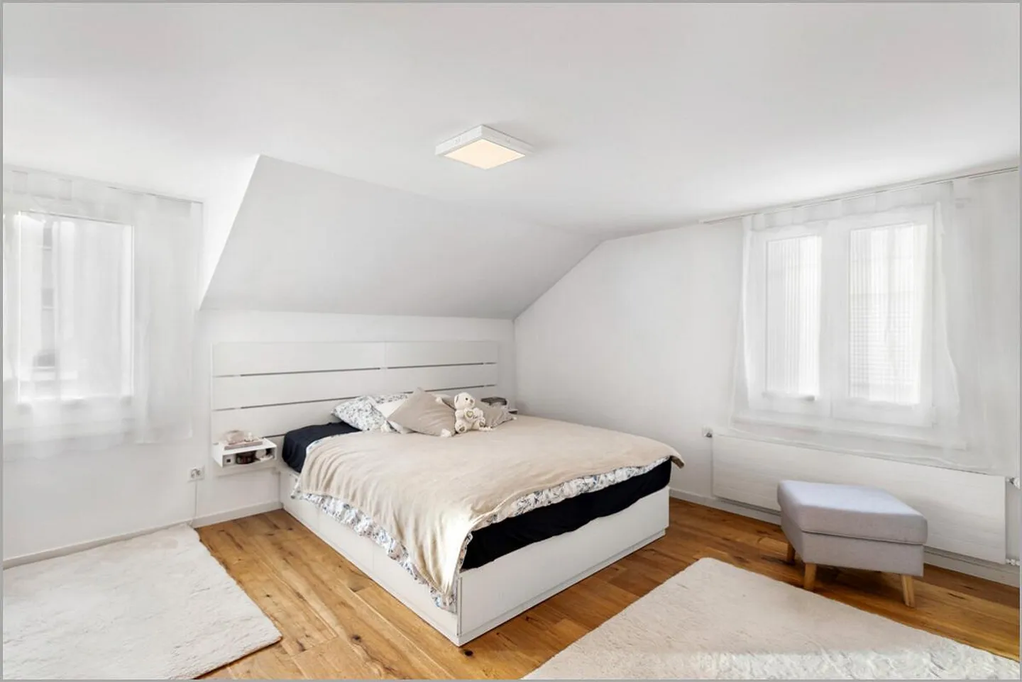 Maison individuelle rénovée avec style, jardin idyllique et beaucoup d'espace ! - Photo 7 sur 22