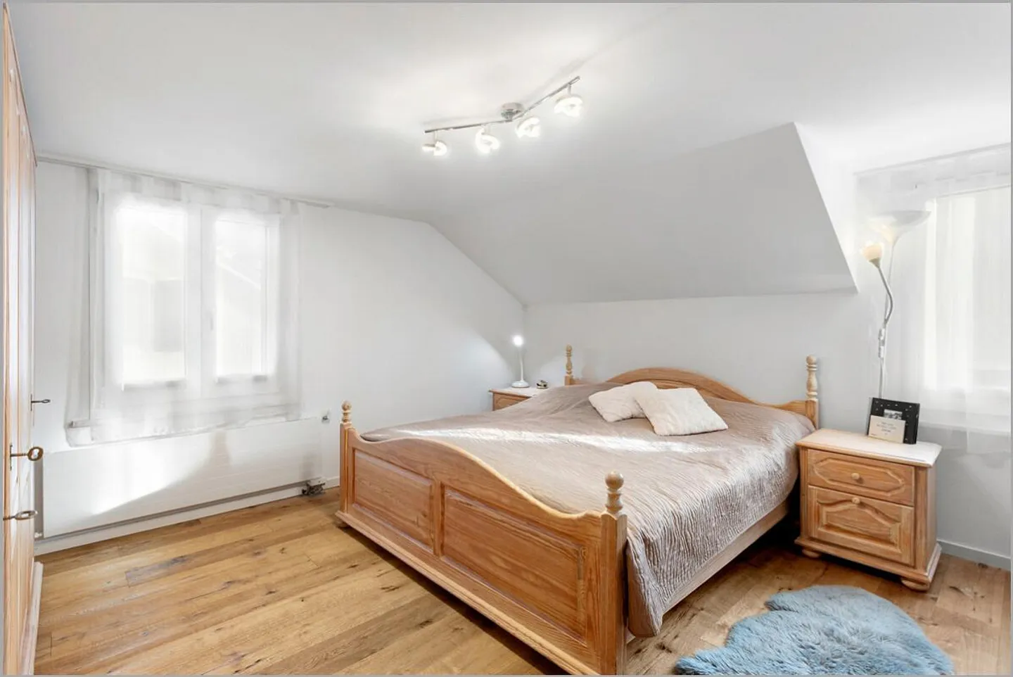 Maison individuelle rénovée avec style, jardin idyllique et beaucoup d'espace ! - Photo 9 sur 22