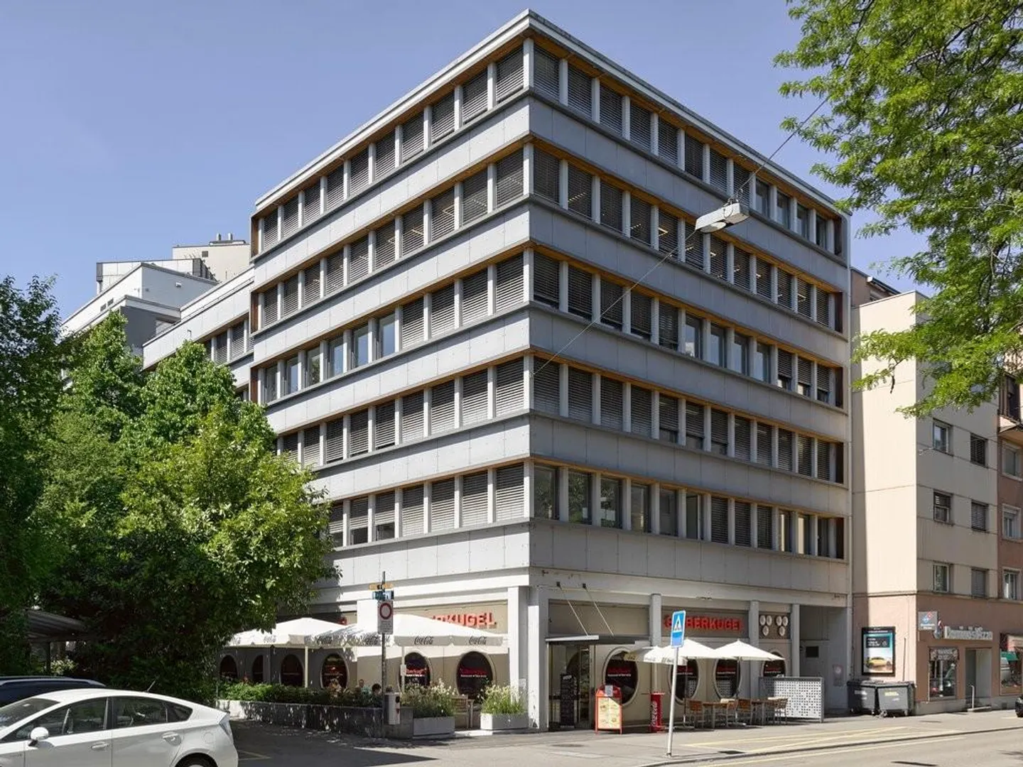 Places de stationnement à louer - Baumackerstrasse 24, 8050 Zurich - Photo 1 sur 1