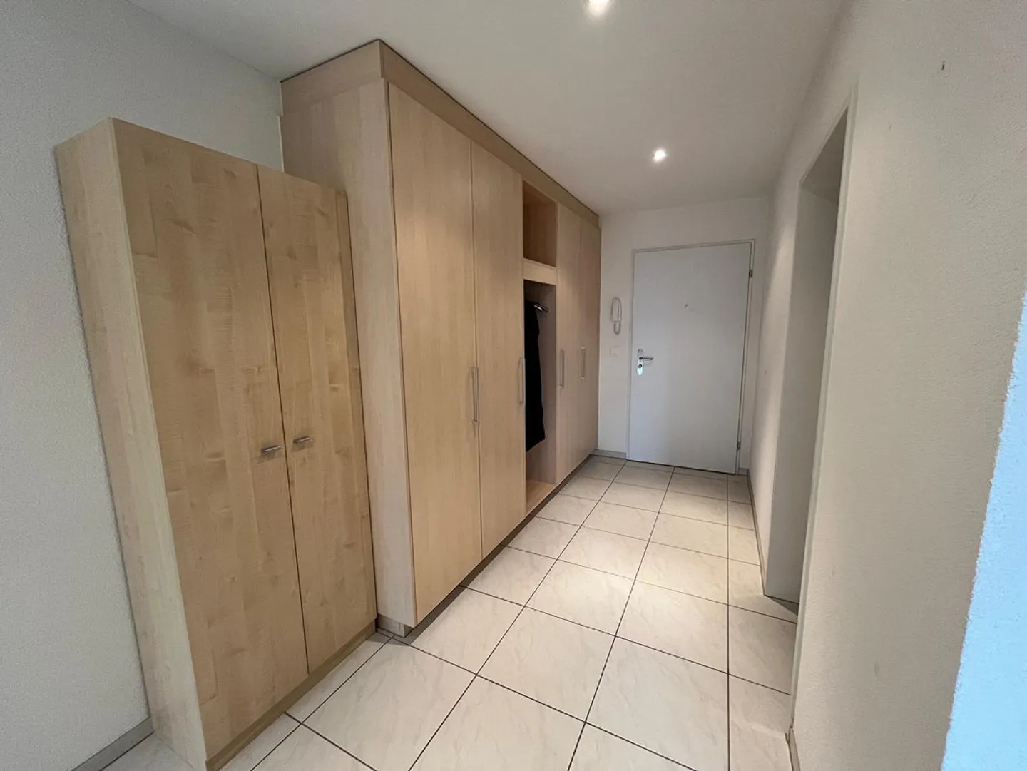 helle, grosszügige 4 1/2 Zi-Whg zu vermieten - Foto 4 von 10