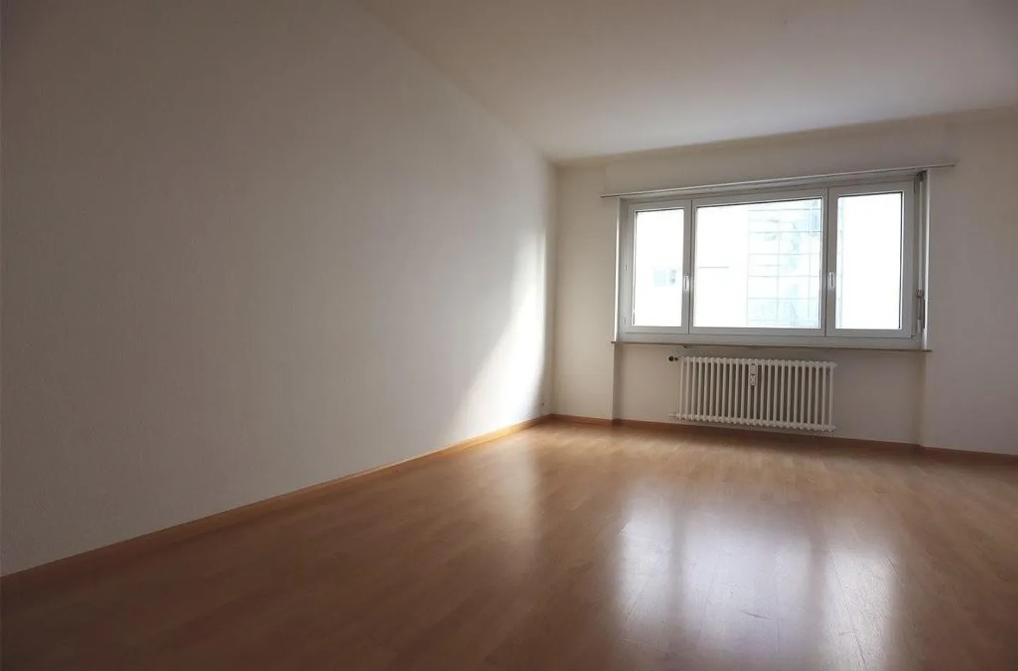Charmante Wohnung mit Moderner Küche - Foto 4 von 4