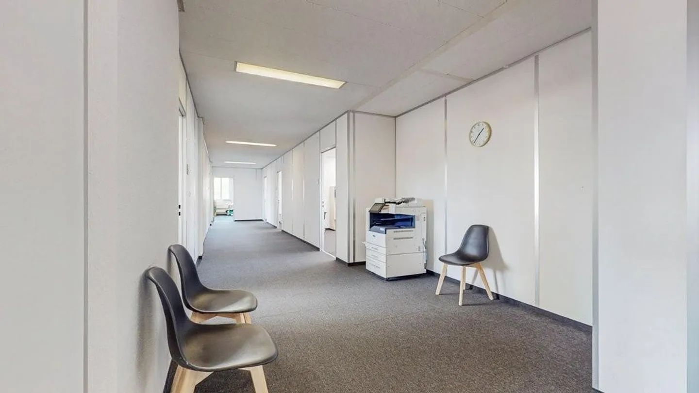 Representative commercial space for rent in Buchs - Photo 5 of 9