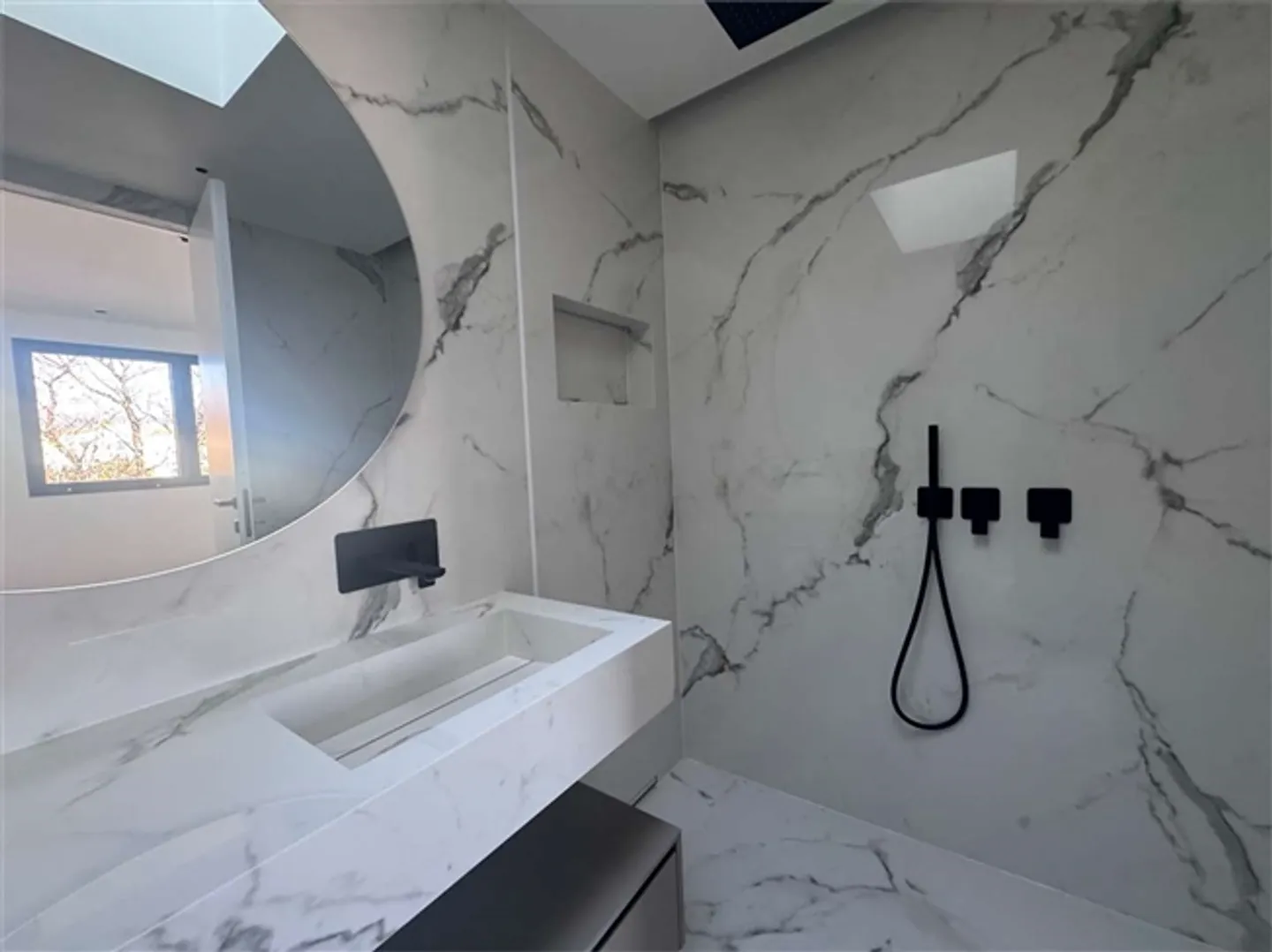 Lusso, Indipendenza e Panorama, Attico Unico con Terrazza Privata e 4 - Foto 7 di 7