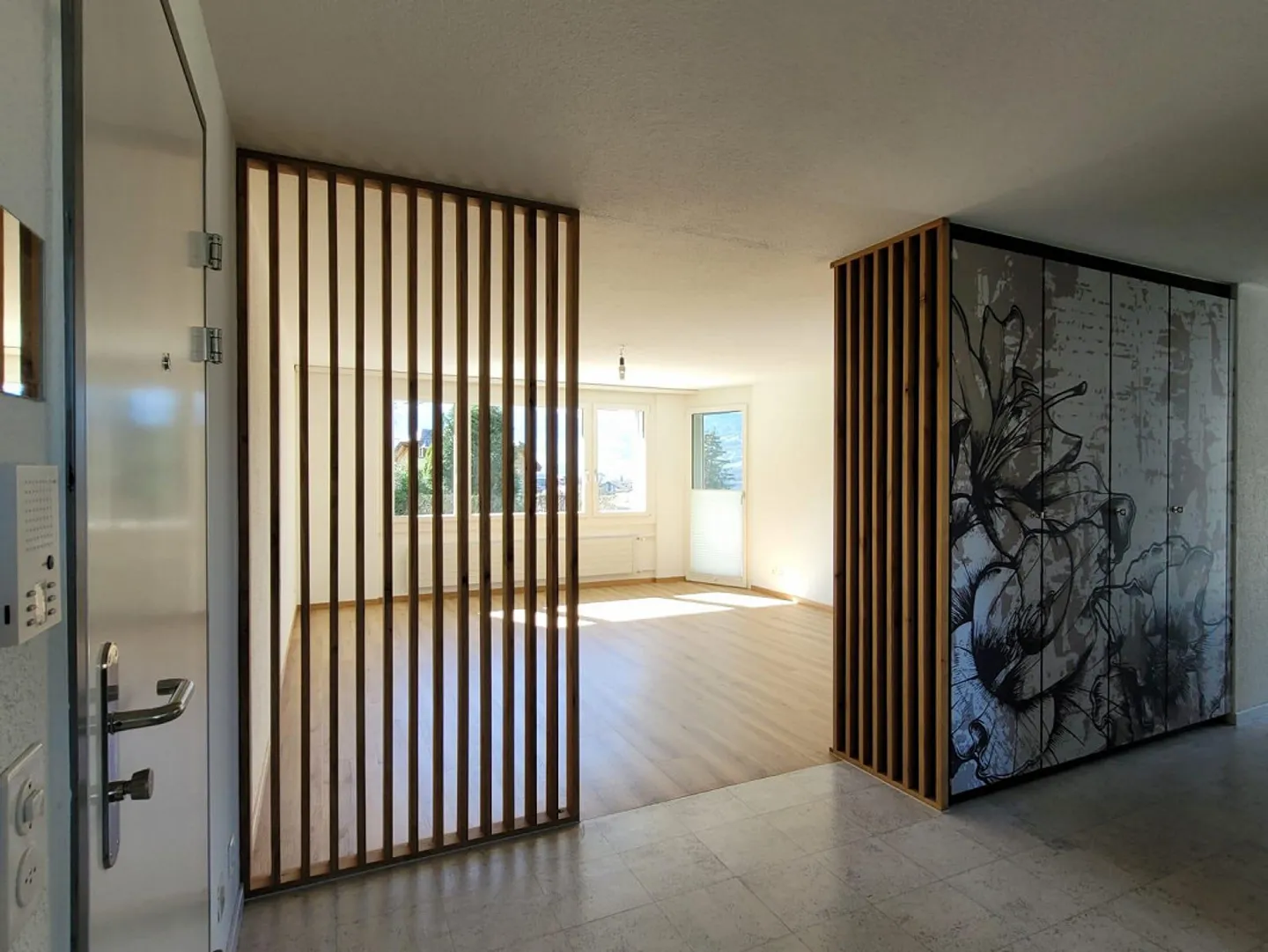 3 1/2 Zimmer-Gartenwohnung mit Seeblick - Photo 1 of 15