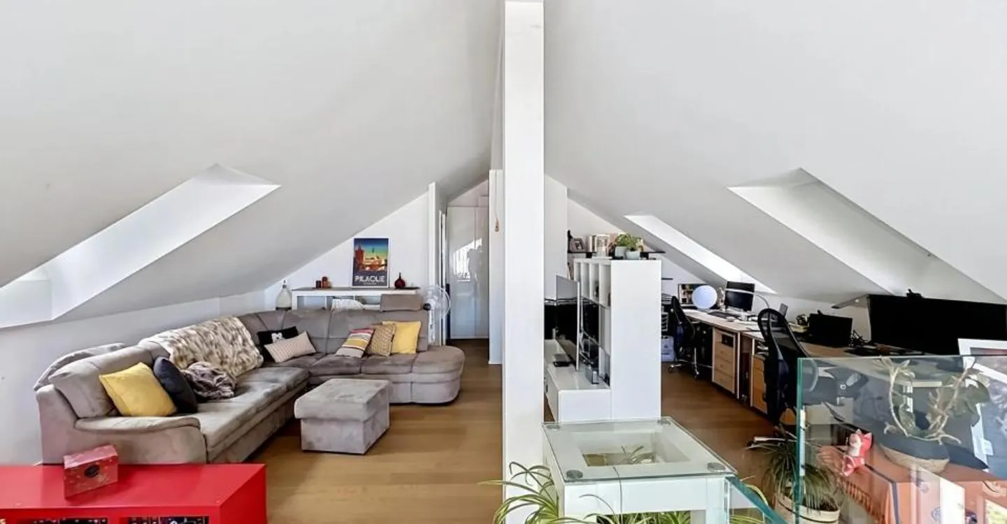 Ecublens - Wunderschöne 5,5-Zimmer-Wohnung mit perfektem Sonnenlicht - Foto 8 von 12