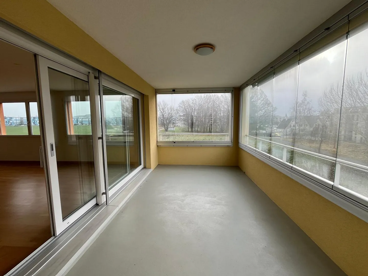 helle, grosszügige 4 1/2 Zi-Whg zu vermieten - Foto 8 von 10