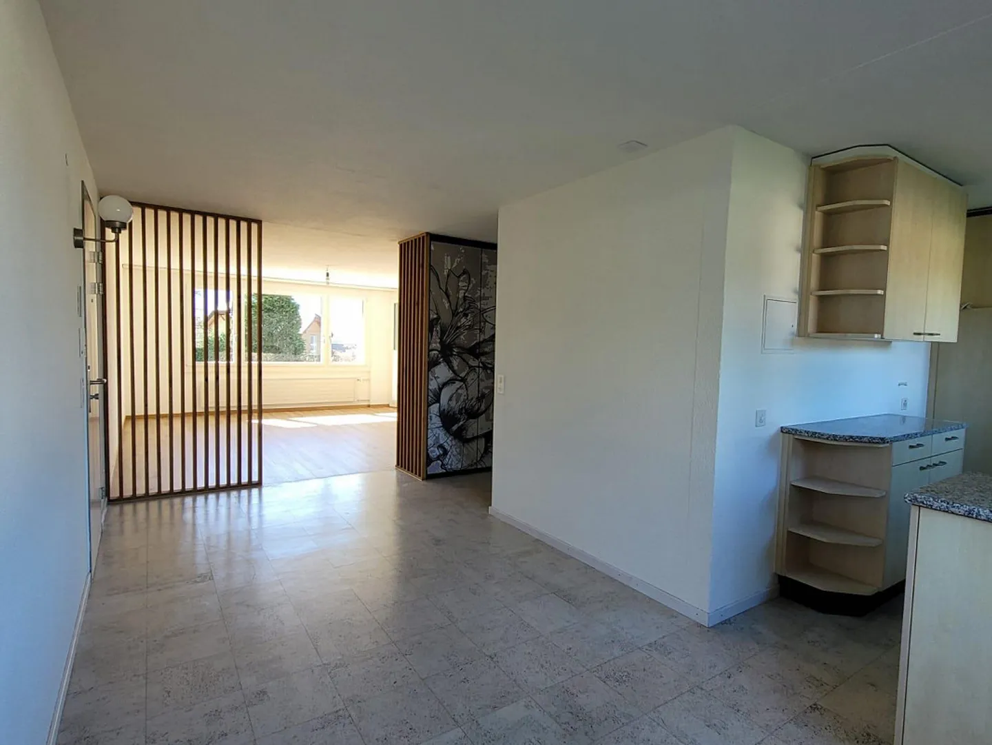 3 1/2 Zimmer-Gartenwohnung mit Seeblick - Photo 2 of 15