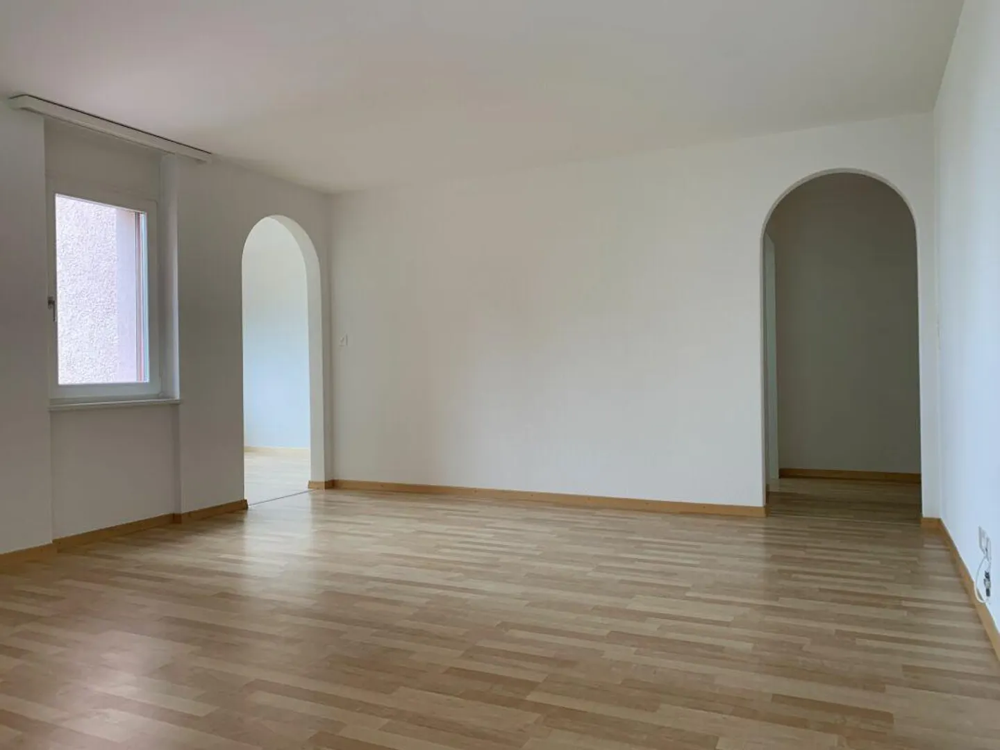 Appartamento luminoso e spazioso di 4 1/2 stanze con vista lago - Foto 7 di 12