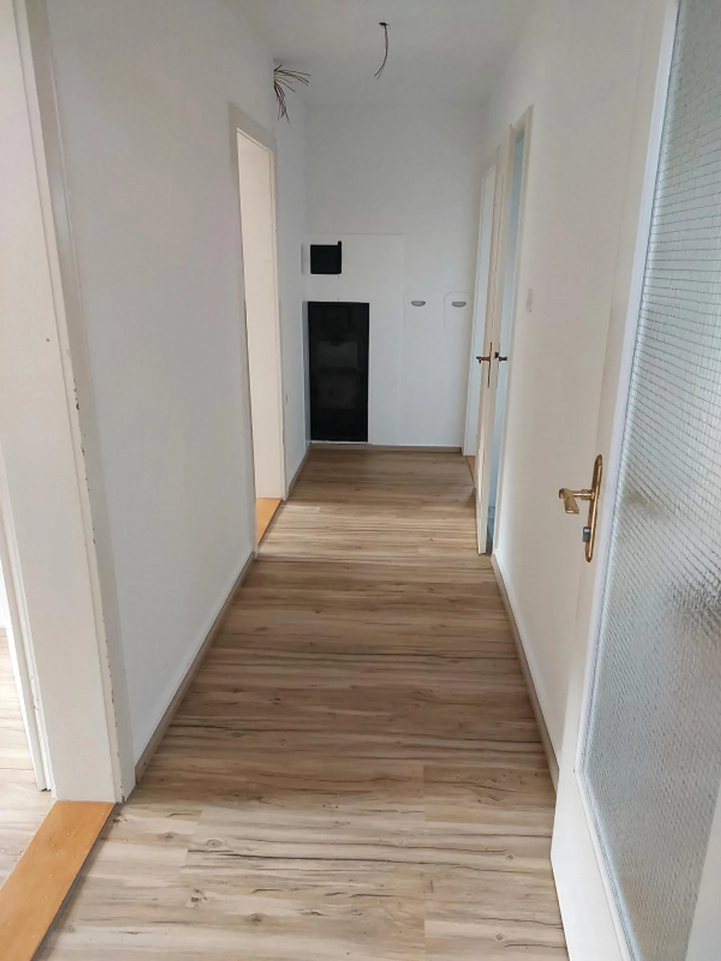 Ottimo appartamento di 4 stanze con vista lago - Foto 9 di 10