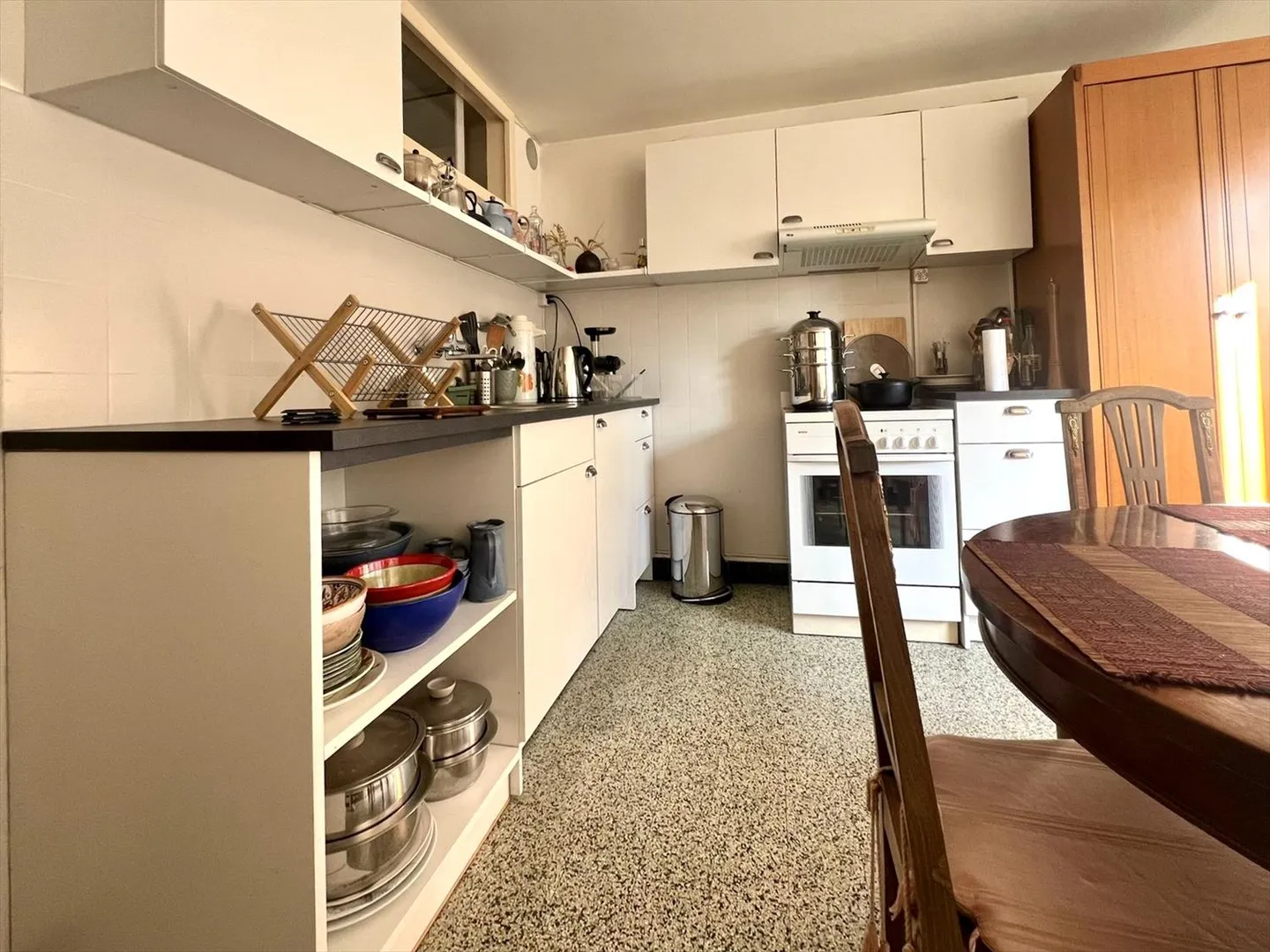 Apartment - Photo 2 of 9