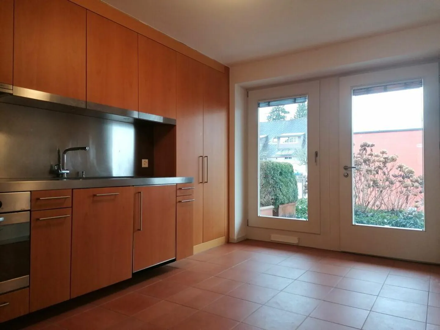 Modern 1.5-room garden apartment in ownership standard - Photo 3 of 7