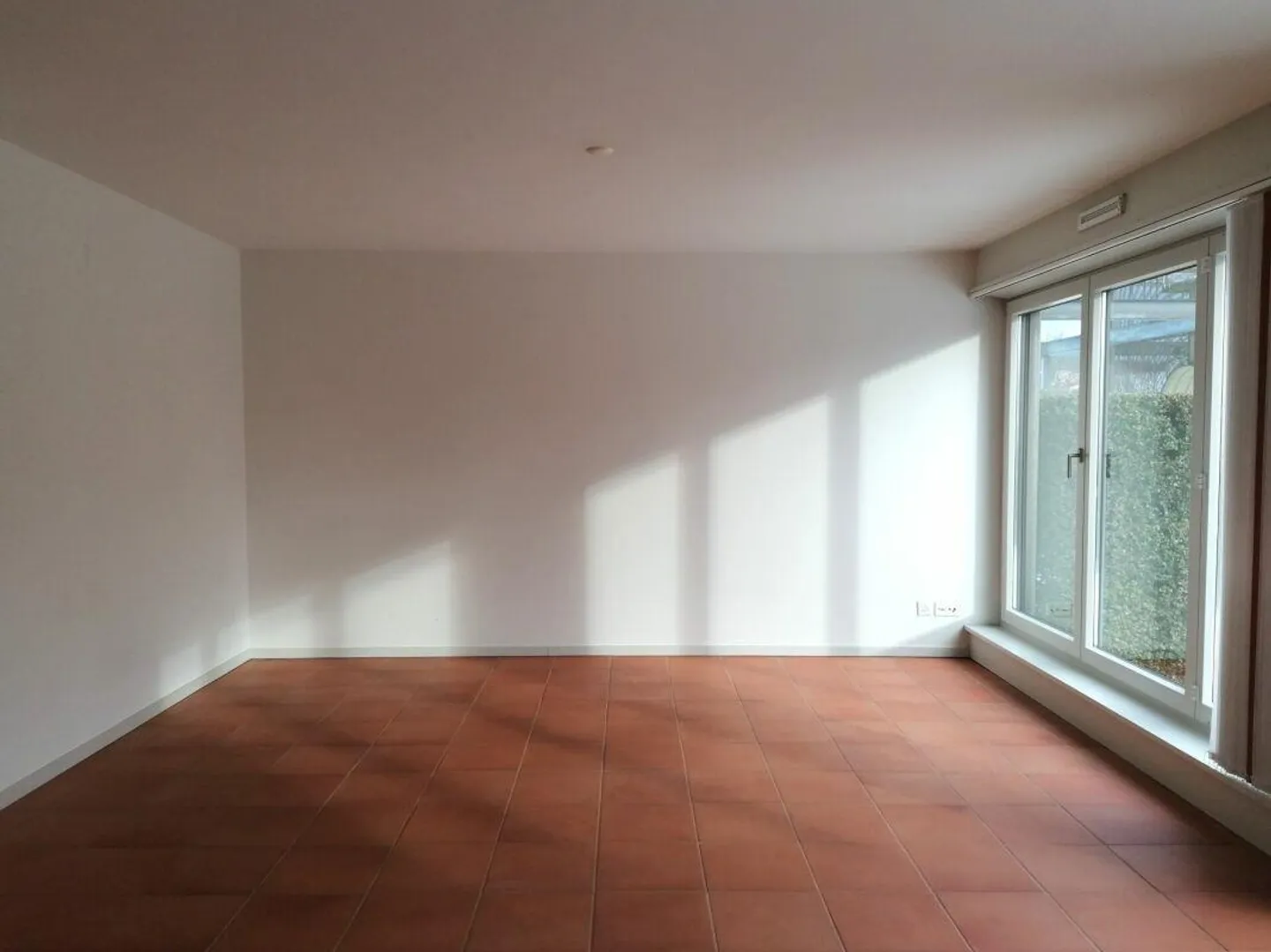 Modern 1.5-room garden apartment in ownership standard - Photo 6 of 7