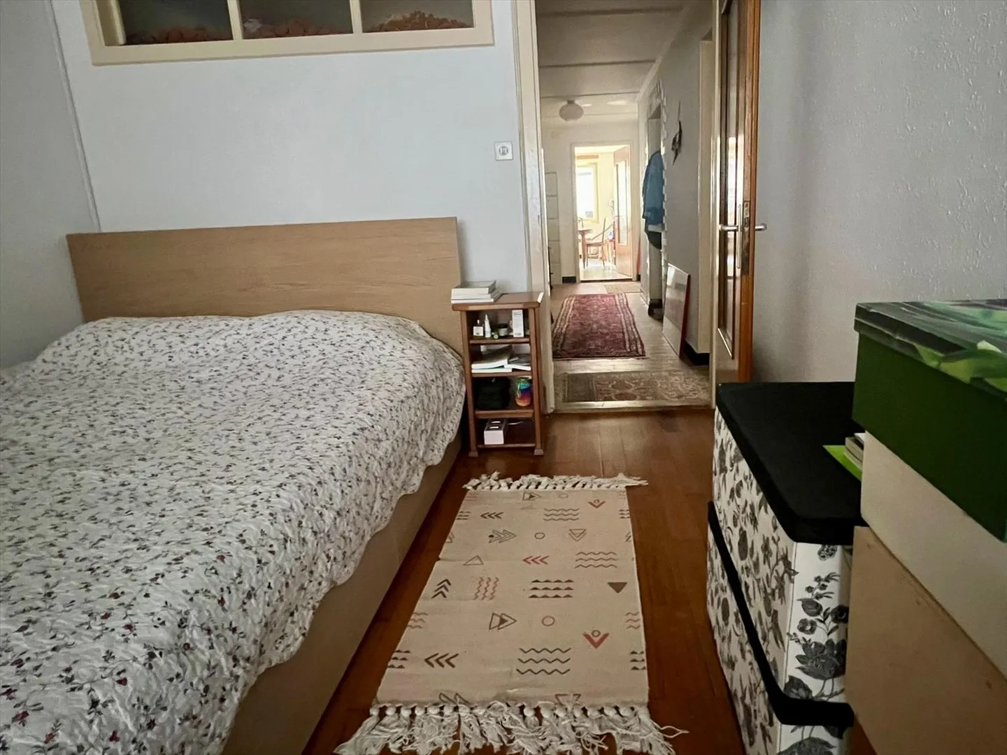 Apartment - Photo 5 of 9