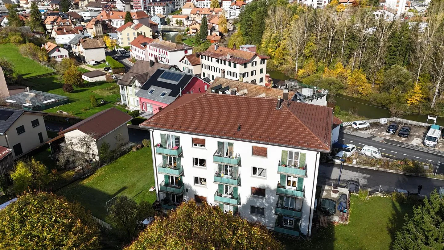 Mietshaus mit 11 Wohnungen in Vallorbe - Seltene Investitionsmöglichkeit - Foto 3 von 7