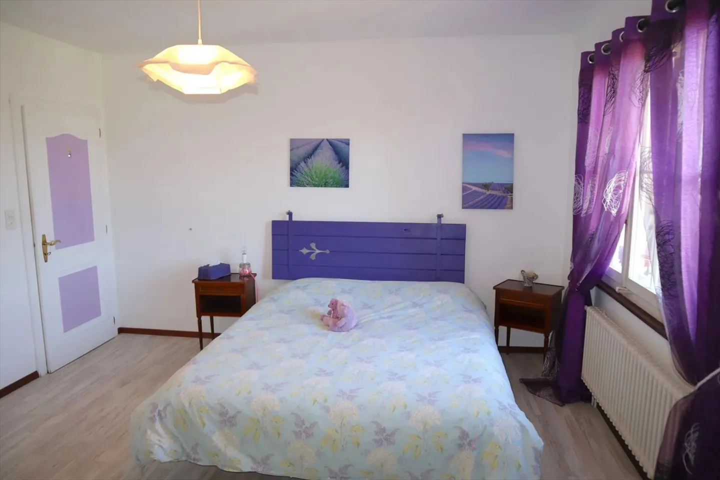 Große Familienvilla mit Traumgarten und herrlichem Blick - Foto 6 von 12