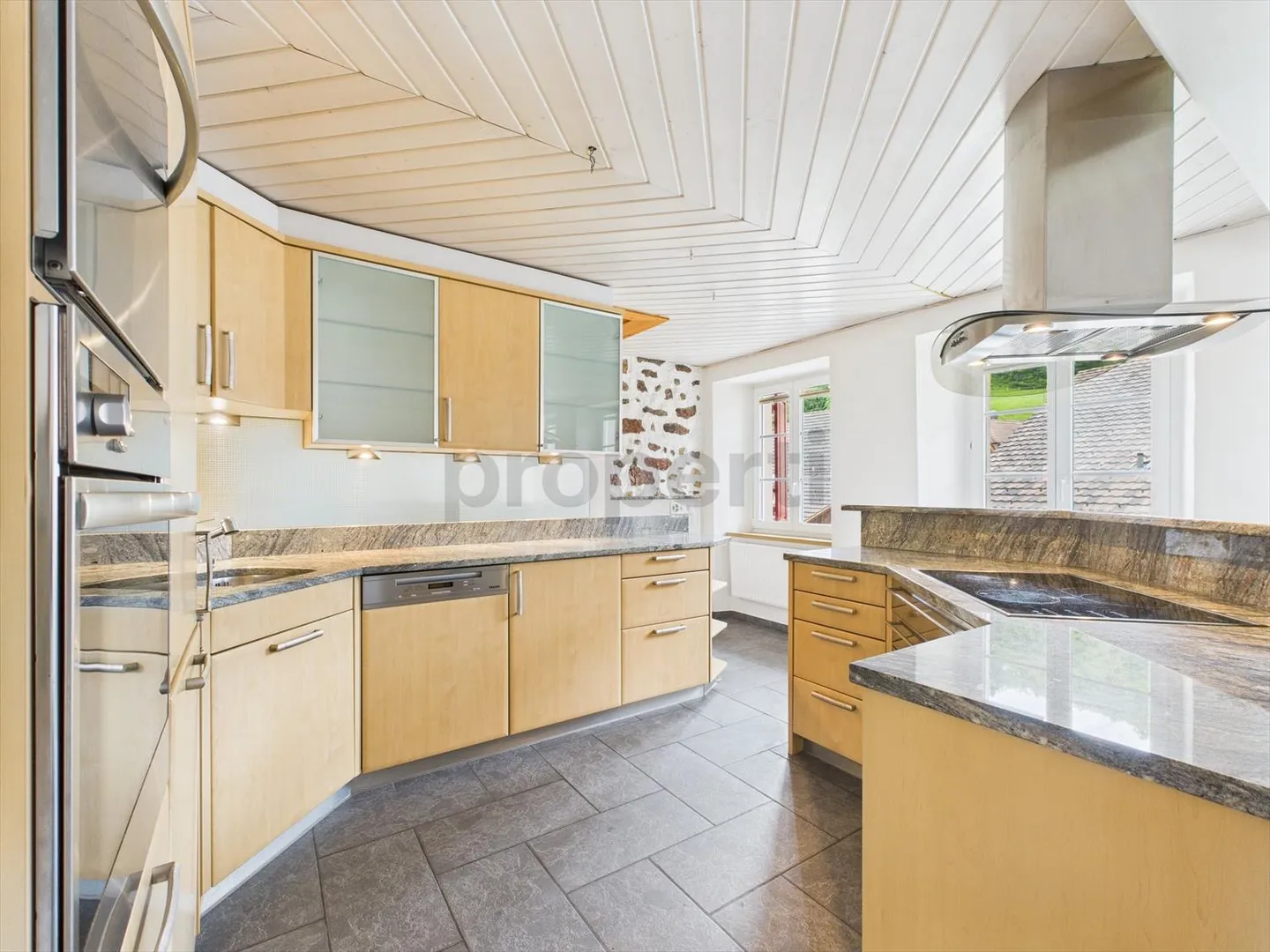 Affascinante casa plurifamiliare nel mezzo della natura a Langenbruck - Foto 4 di 13