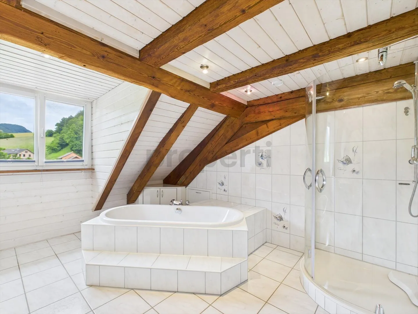 Affascinante casa plurifamiliare nel mezzo della natura a Langenbruck - Foto 10 di 13