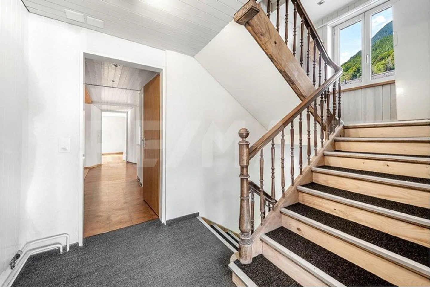 Mehrfamilienhaus mit vier Wohnungen - Foto 5 von 13