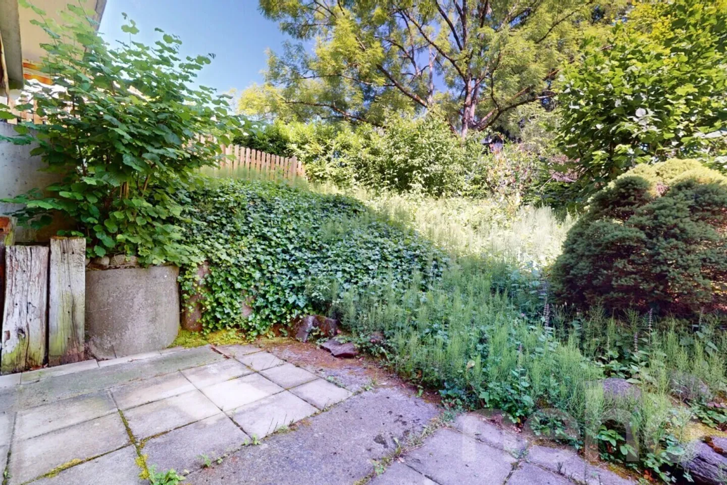 Appartamento 2.5 stanze con giardino a Zurigo-Affoltern - Foto 10 di 12