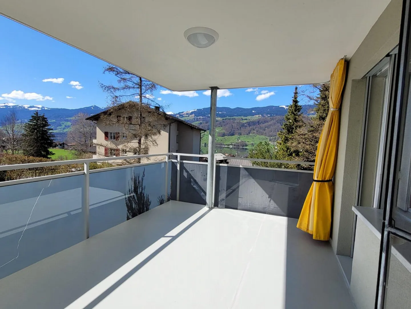 3 1/2 Zimmer-Gartenwohnung mit Seeblick - Photo 15 of 15