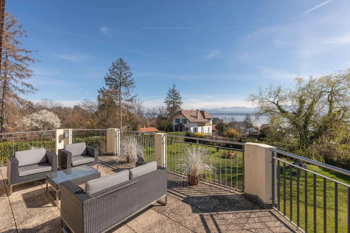 Villa mit Charme und Seeblick - Foto 18 von 21