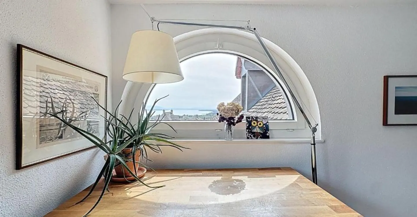 RENOVIERTES CHARAKTER-DUPLEX IM HERZEN VON FÉCHY-DESSUS - Foto 9 von 13