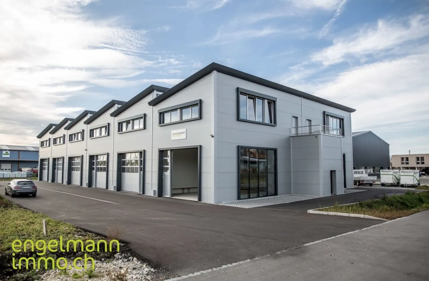 «Nouvelles surfaces industrielles et commerciales» - Photo 2 sur 17
