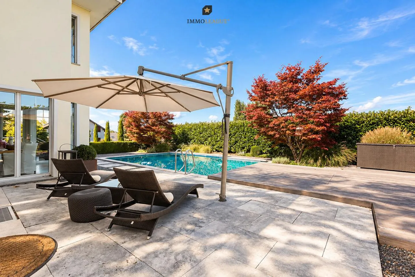 Grandiosa villa di lusso con piscina e vista lago - Foto 4 di 16