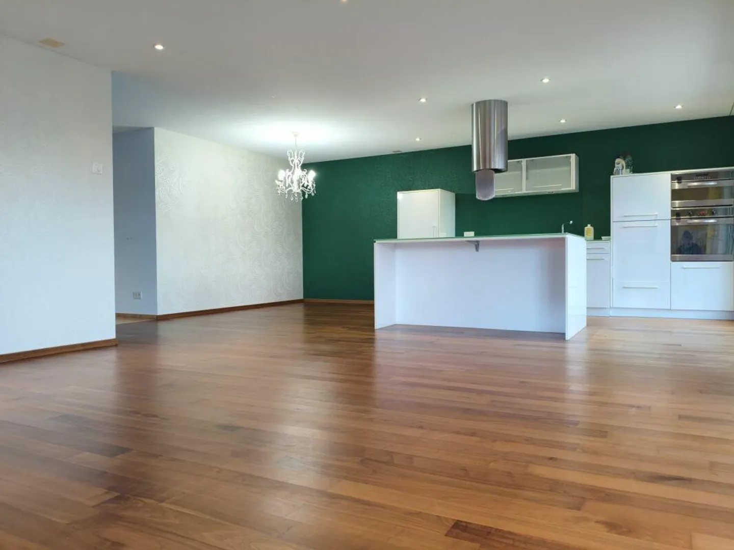 Appartamento al piano terra adatto alle famiglie - Foto 2 di 10