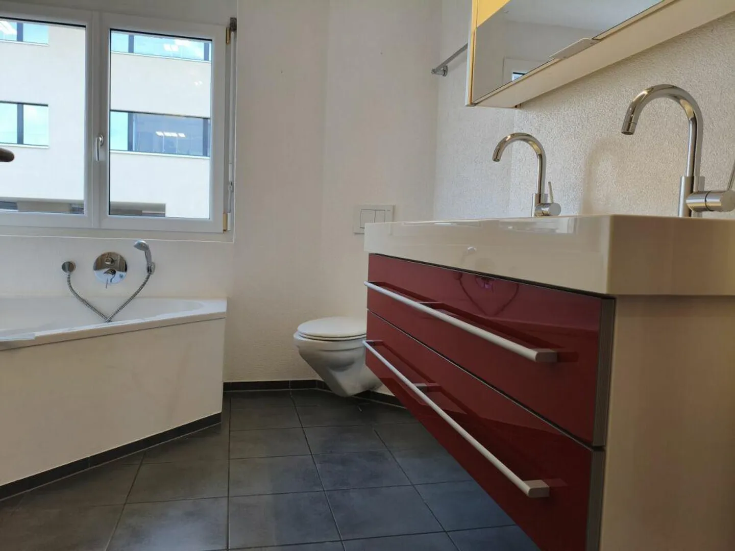 Appartamento al piano terra adatto alle famiglie - Foto 5 di 10