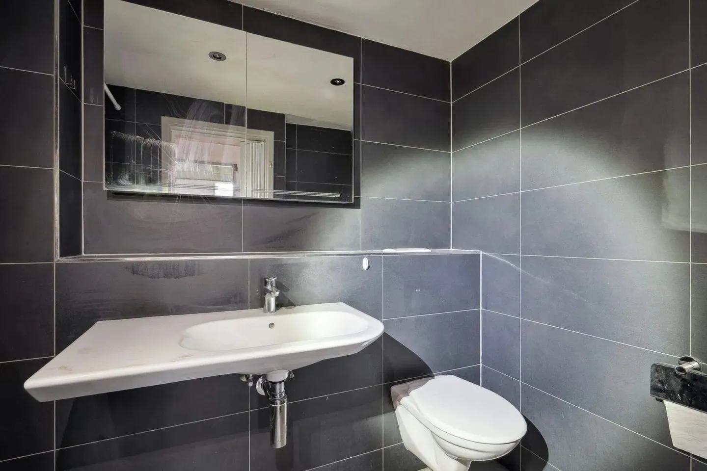 Attic apartment with potential - Your chance to realize your dreams in Glattfelden - Photo 9 of 9