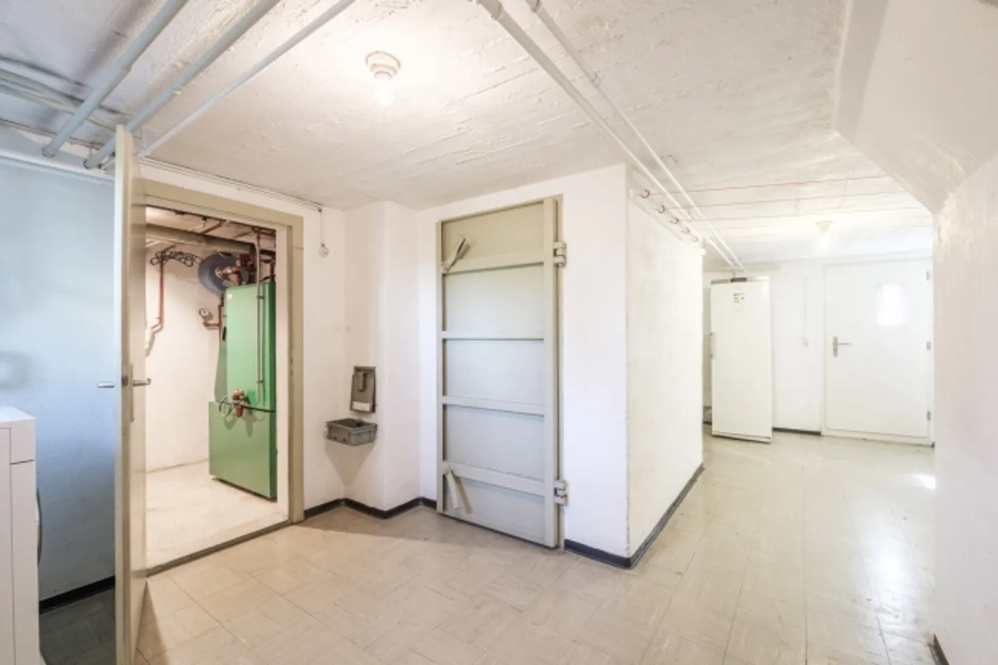 Charming Terraced House - Quietly Located with Renovation Potential - Photo 10 of 10