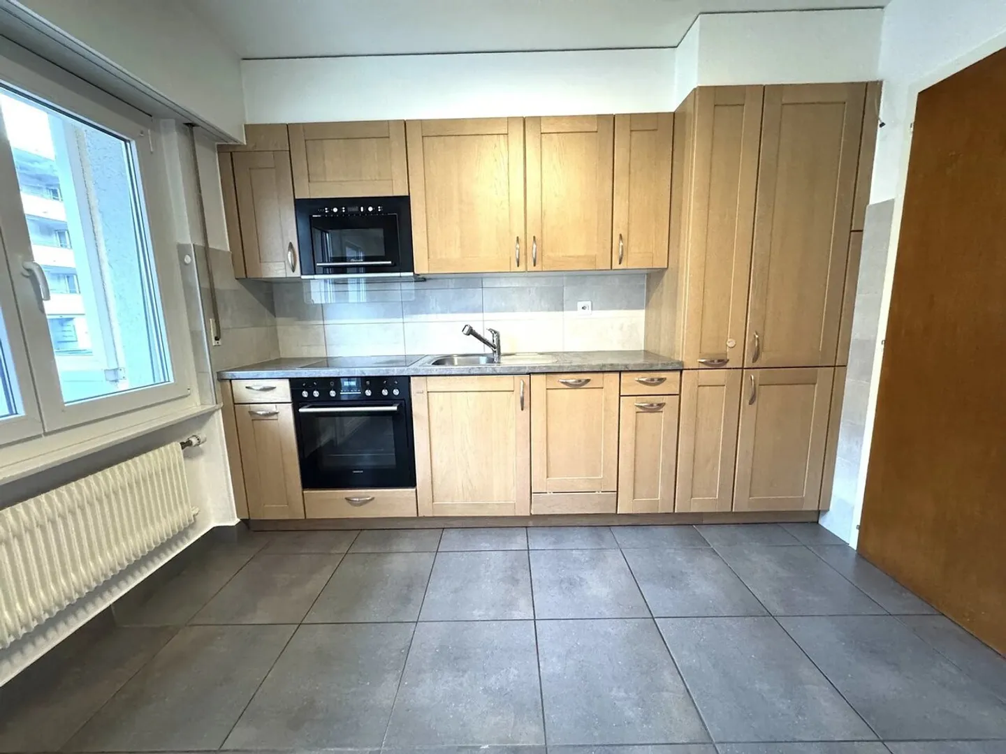 Sierre, Schönes 4.5-Zimmer-Apartment mit großem Potenzial - Foto 2 von 6