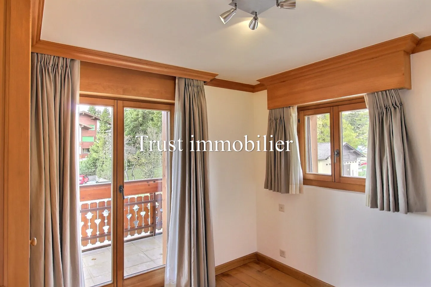 4007L. POSIZIONE. Bel Appartamento nel Centro di Crans - Foto 9 di 17