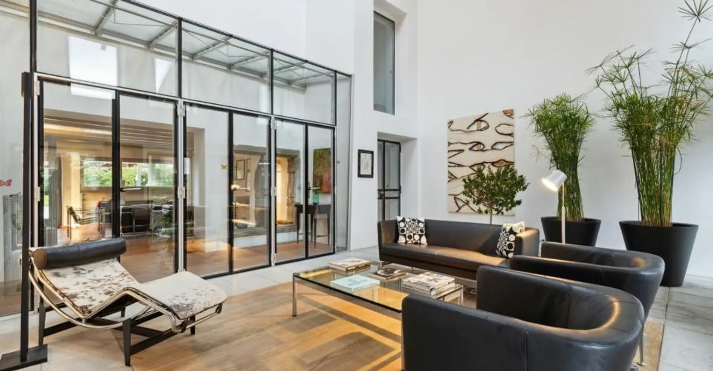 A Charming Property in Aire-la-Ville - Photo 1 of 10