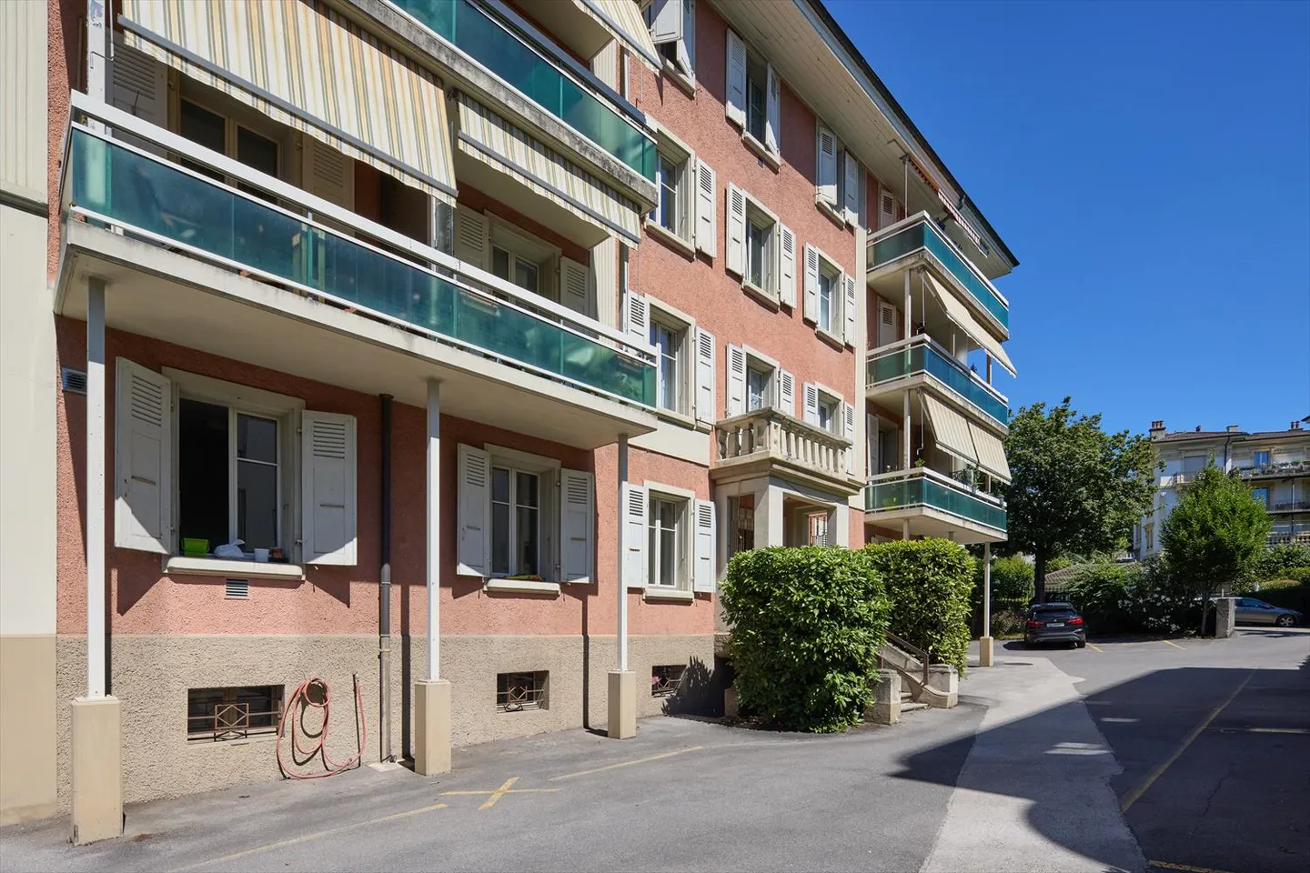 Place ouverte - Photo 2 sur 4