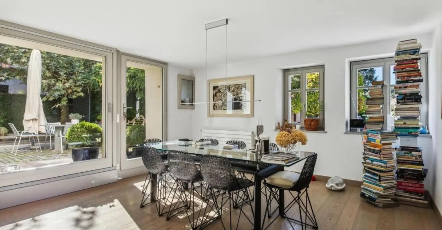 A Charming Property in Aire-la-Ville - Photo 5 of 10
