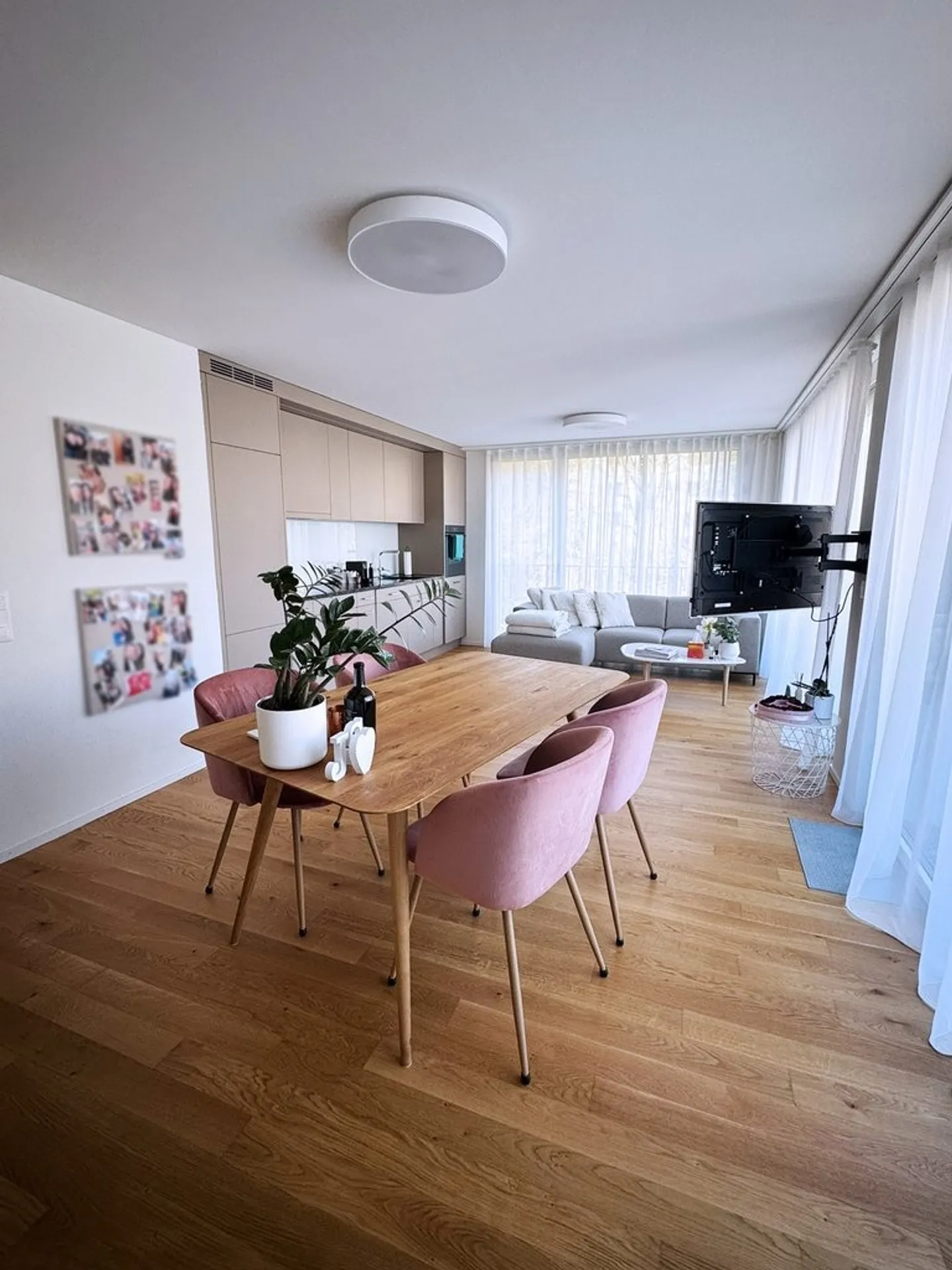 Gemütliche 3.5 Zi-Wohnung mit Terrasse in idyllischer Lage - Foto 2 von 8