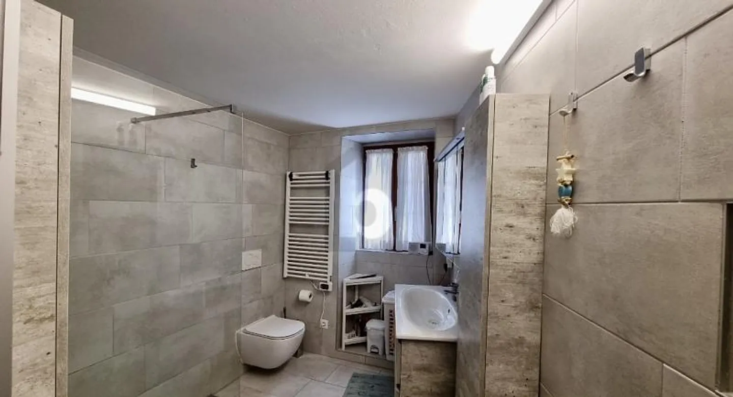 SPACIOUS IN A QUIET AREA - Photo 4 of 5