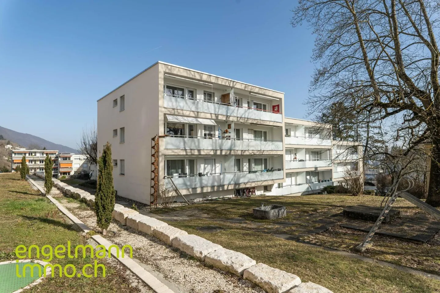 Appartamento di 3 stanze con balcone - Foto 1 di 12